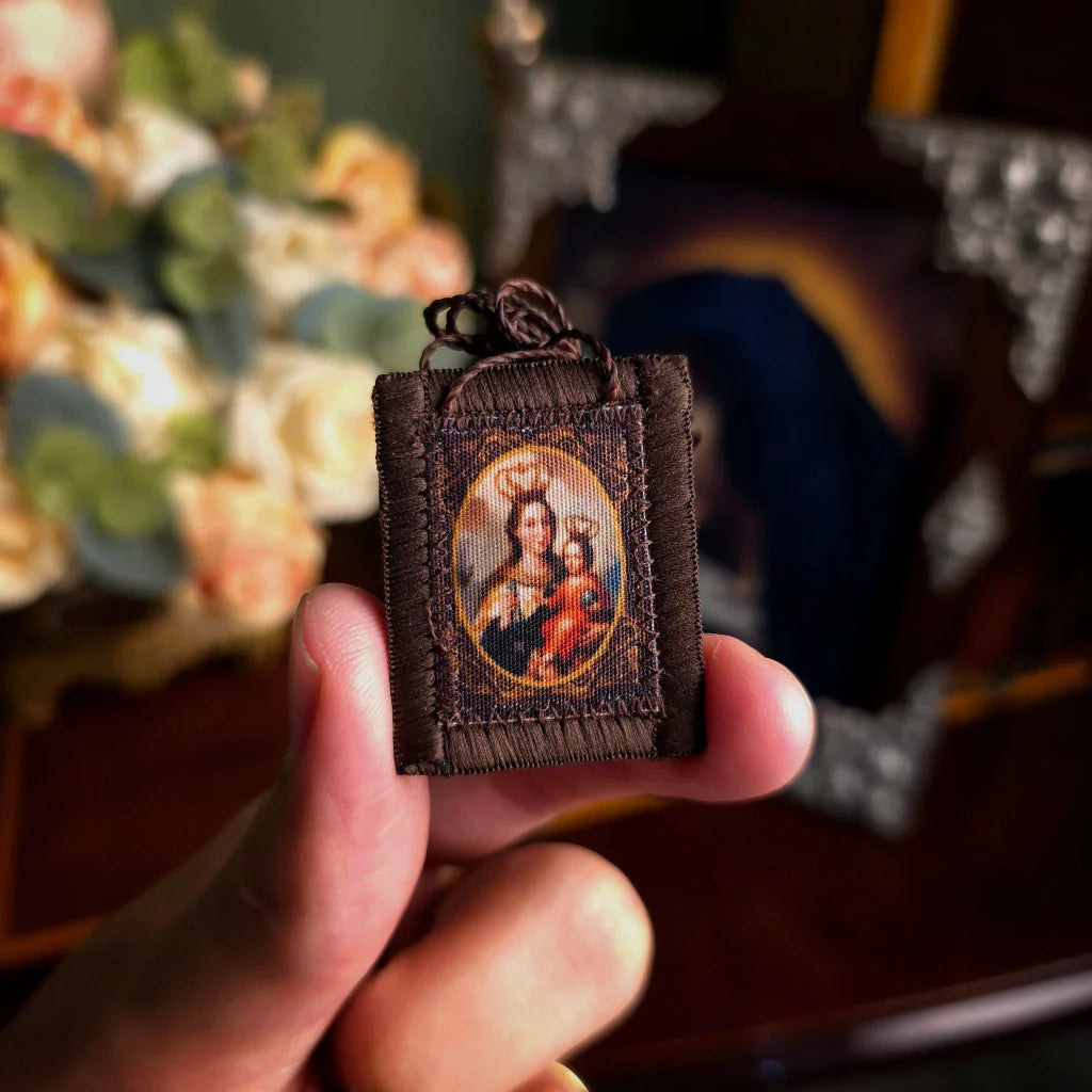 Escapulário de Lã - Nossa Senhora do Carmo e Sagrado Coração de Jesus (Tamanho Médio)